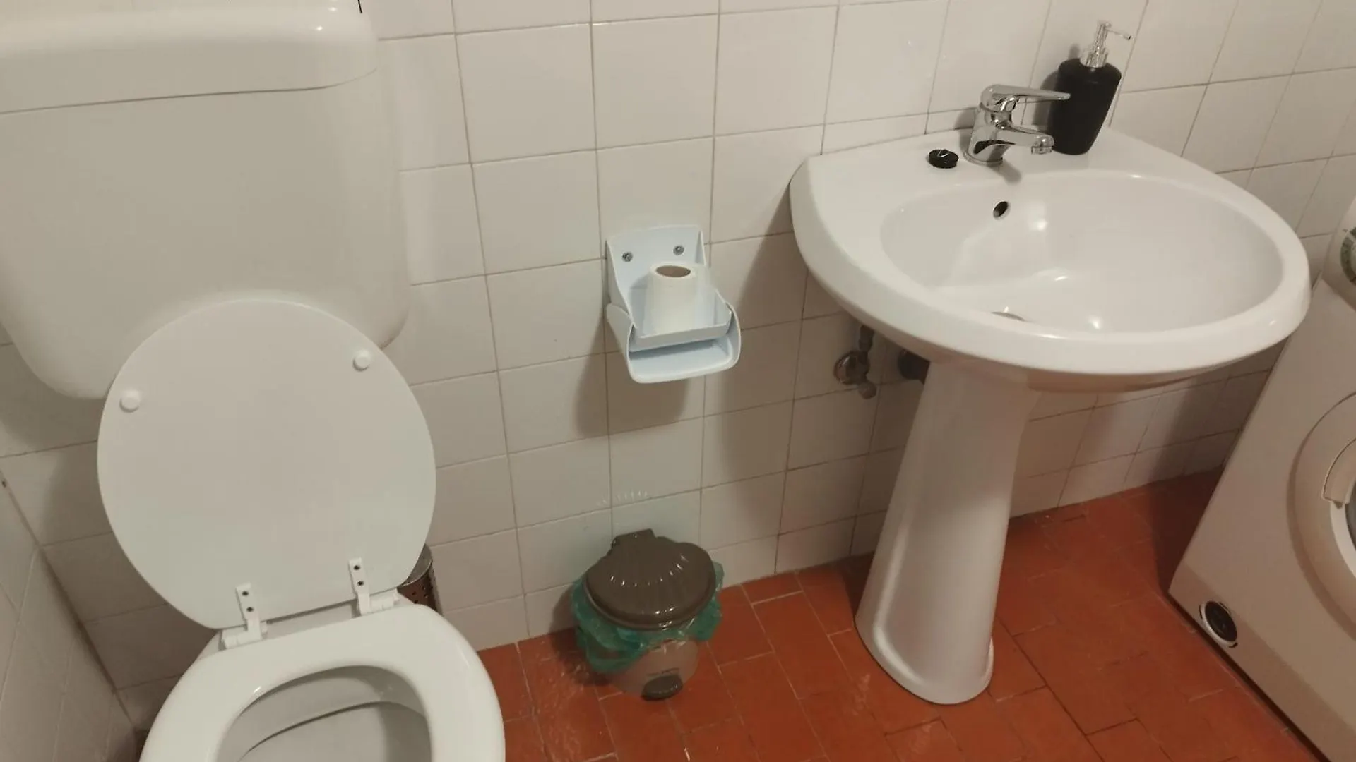 Vikendica Helivilla Budget House